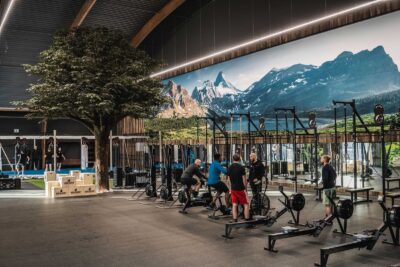 Tree11-gym-hi-tech-granulaatvloer-alkmaar-bosrubber