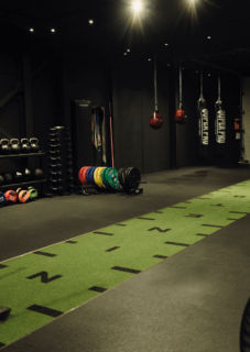 Ultra Interlock 15mm matten en een Sprinttrack bij Ninet8 Gym